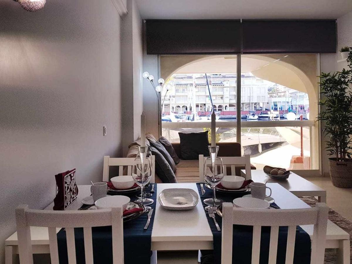 Lujoso Apartamento En De La Isla De Puerto Marina Benalmadena Bagian luar foto